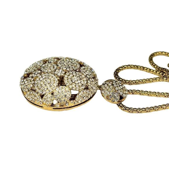 Large Round Crystal Pendant Necklace - Picture 10 of 13